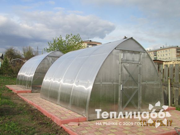 Теплица Воля Стрелка под сотовый поликарбонат, ширина 2,6 метра (остроконечная, разборная, в коробке)